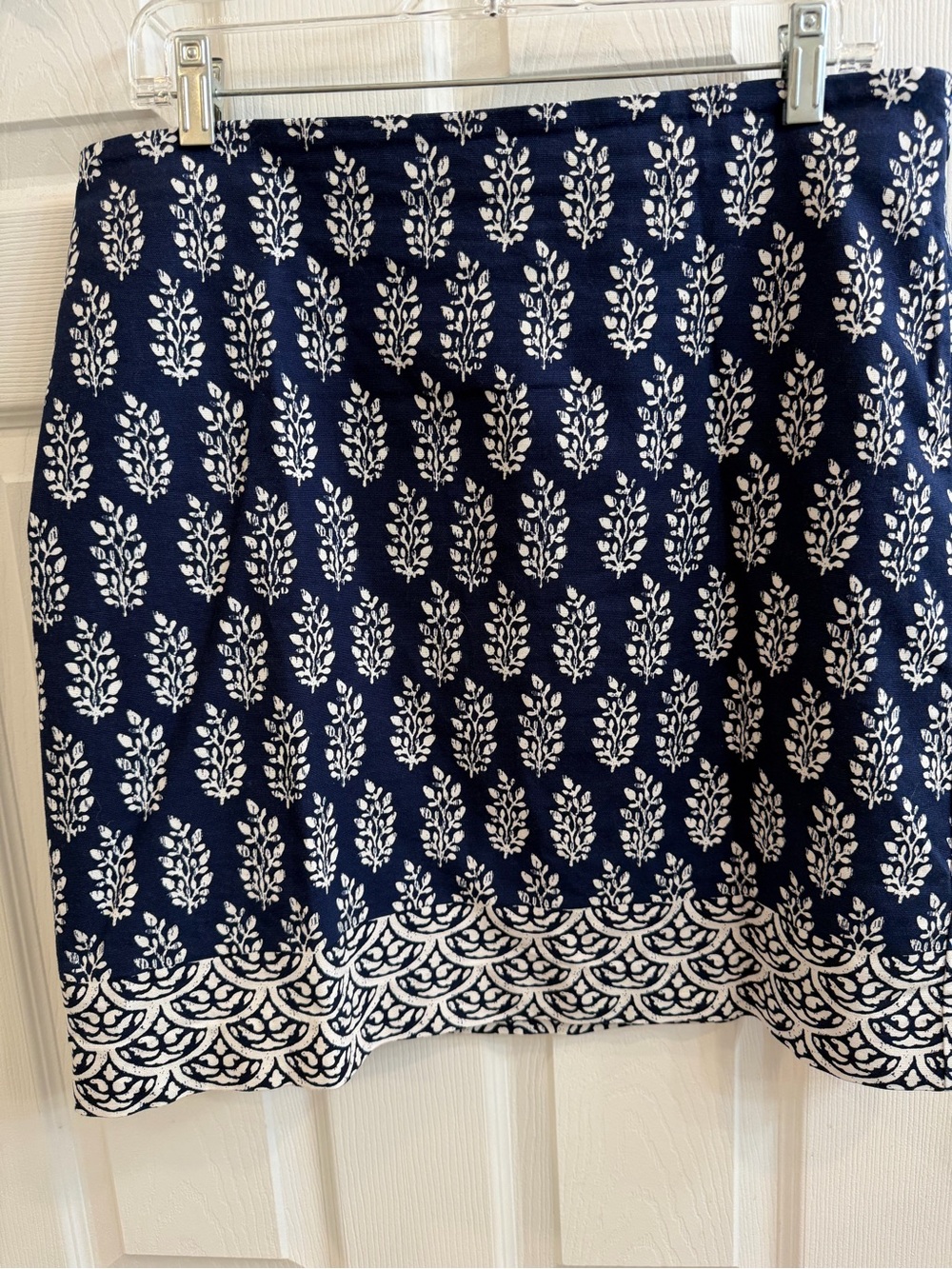 Talbots Navy Mini Skirt with White Floral Motif and Scalloped Bottom